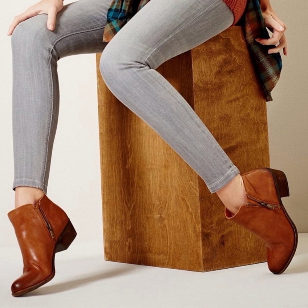 Lucky Brand Cognac Leather Ankle Booties with Side Zip